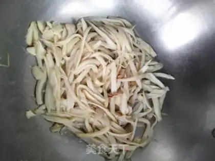 Make Round cabbage for almond mushrooms step 1