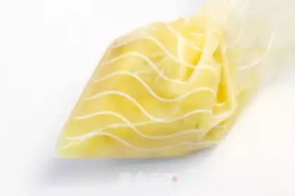 Make Banana cheese pie step 2