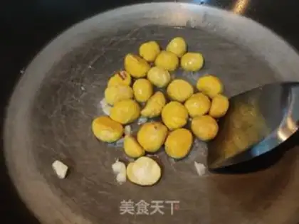 Make Crumbs on the chest step 4