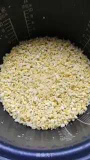 Make Green bean cake step 0
