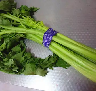 Make Celery eggs step 0