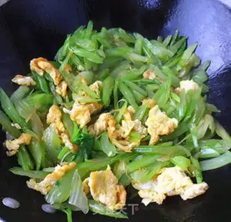 Make Celery eggs step 6