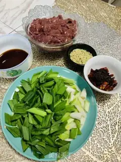 Make Pyramid and porridge step 0