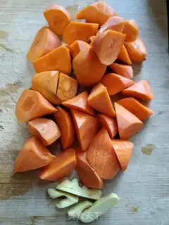 Make Carrot burn in the ribs step 1