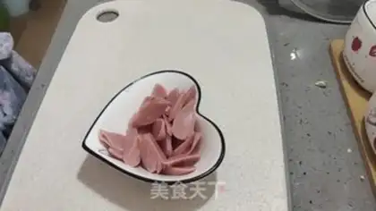 Make Orchid fried ham sausage step 3