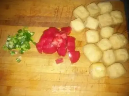 Make Tomato oil tofu step 1
