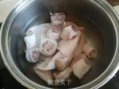 Make radish hairy tail step 1