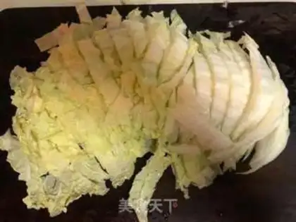 Make A cabbage stew fan step 1