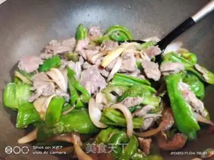 Make Onion pepper roast beef step 5