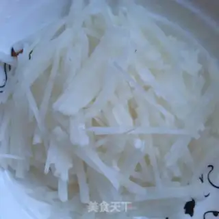 Make The ham radish soup step 1
