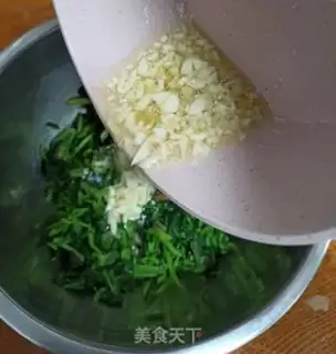 Make Garlic spinach step 5