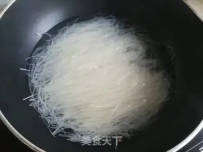 Make Soup duck egg and rice powder step 3