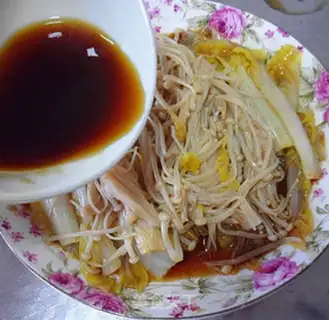 Make Garlic golden needle doll food step 5