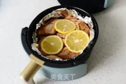 Make Lemon pepper chicken wings step 4