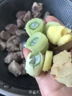 Make Plumbnuts step 4