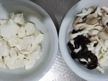 Make Tofu soup step 0