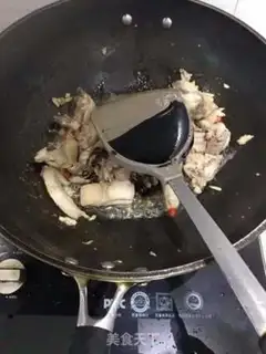 Make A red roasted chicken step 4