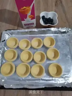 Make Blueberry balls step 0