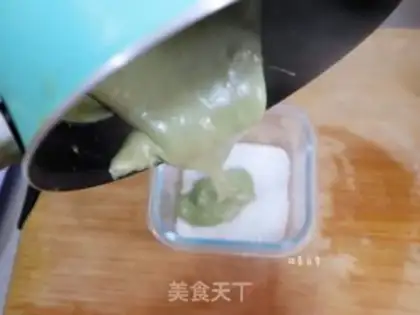 Make A little tea and milk step 7