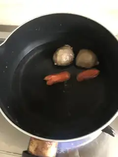 Make Meatball red soup noodles step 0