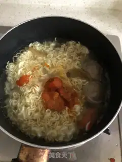 Make Meatball red soup noodles step 2