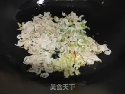 Make Shrimp skin and chili pepper step 4