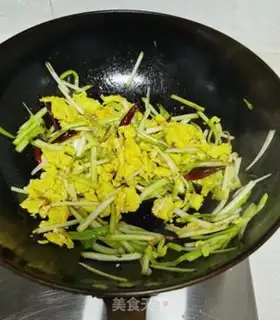 Make Yellow eggs step 8