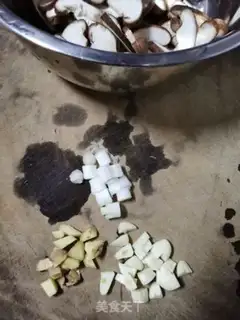Make Mushrooms and mackerel step 1