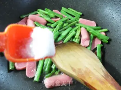 Make Fresh intestines. Four season beans step 6
