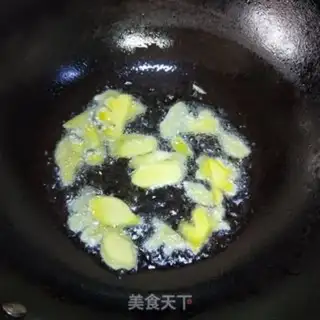 Make A chicken stew with yellow broccoli step 5