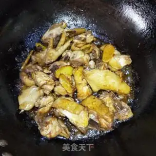 Make A chicken stew with yellow broccoli step 8