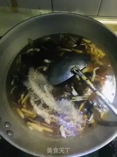 Make Spicy meat soup step 7