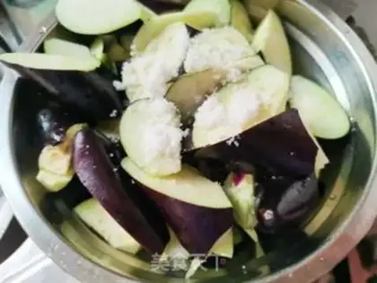 Make Red eggplant step 1