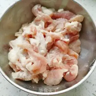 Make Onion fried meat step 1