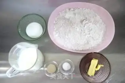 Make Black rice round of cheese, breakfast bread step 0
