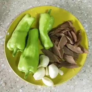 Make Pyramid radish step 0