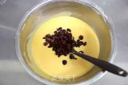 Make Cranberry pumpkin maffin cake step 11