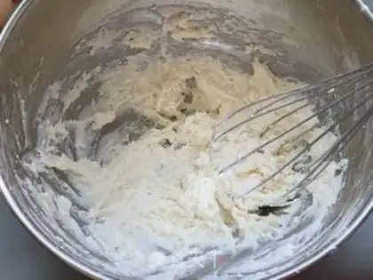 Make Yogurt chili cake step 2