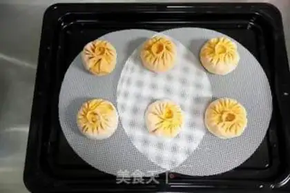Make Pumpkin buns step 18