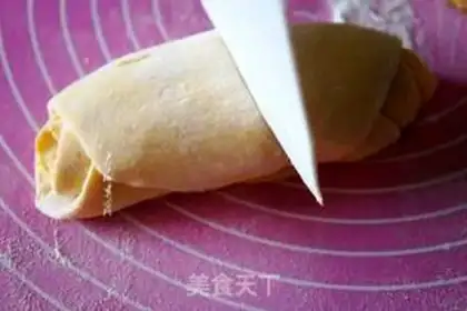 Make Pumpkin rolls step 5