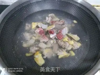 Make Chicken-legged potatoes and mushrooms step 3