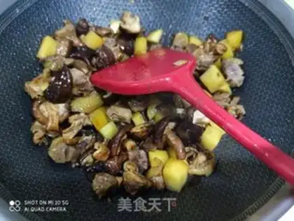 Make Chicken-legged potatoes and mushrooms step 9