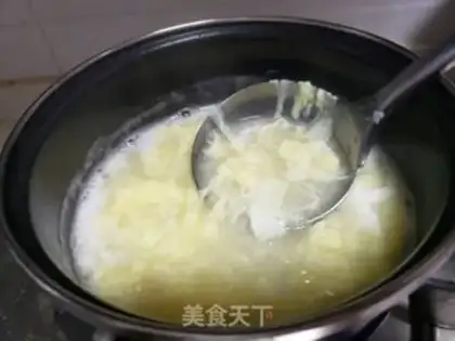 Make Egg noodle soup step 4