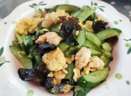 Make cucumber-mucked eggs step 11