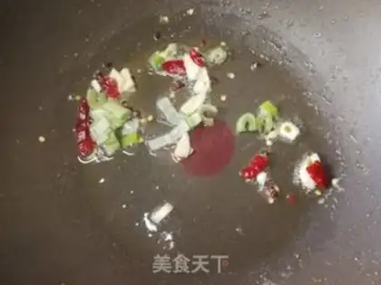 Make Carrot spinach egg fried river powder step 6
