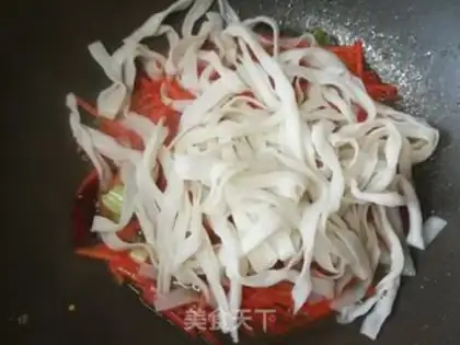 Make Carrot spinach egg fried river powder step 9