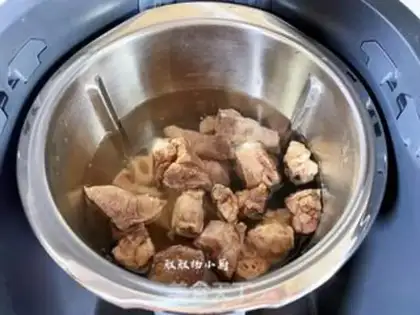 Make Pork groin soup step 3