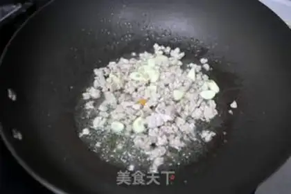 Make Peanut walnut sesame paste step 2