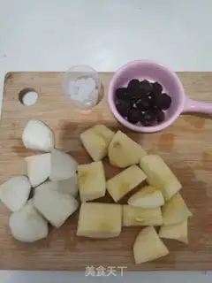 Make Cinnamon apple pear soup step 1