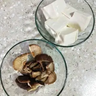 Make Tofu for mushrooms step 1